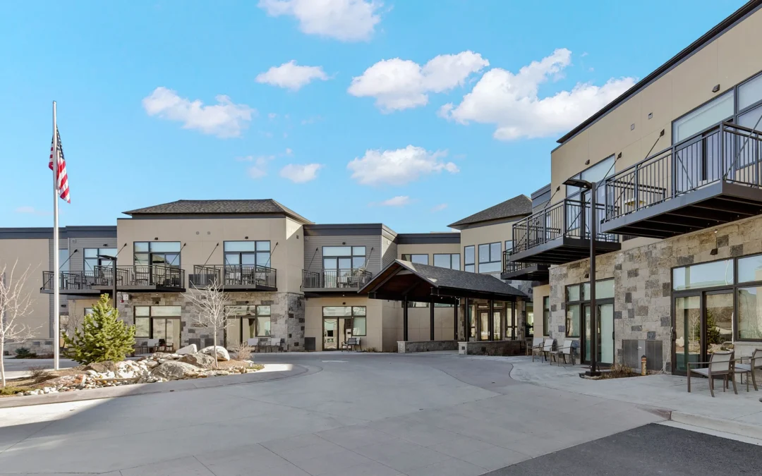 Sopris Lodge Independent Building view
